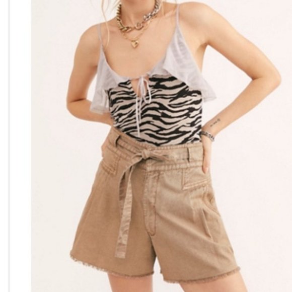 NWT FP One Free People One Penny High-Rise Shorts with Tie Belt and Pockets - Picture 4 of 16